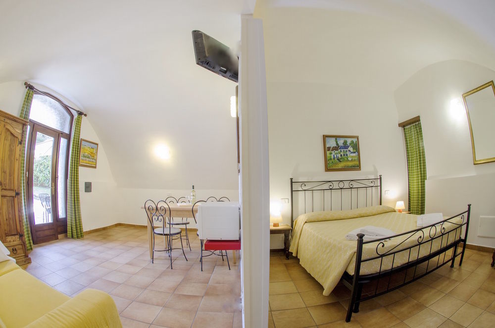 Residence Segattini Riva del Garda Exterior photo
