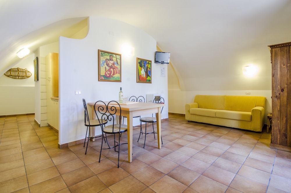 Residence Segattini Riva del Garda Exterior photo